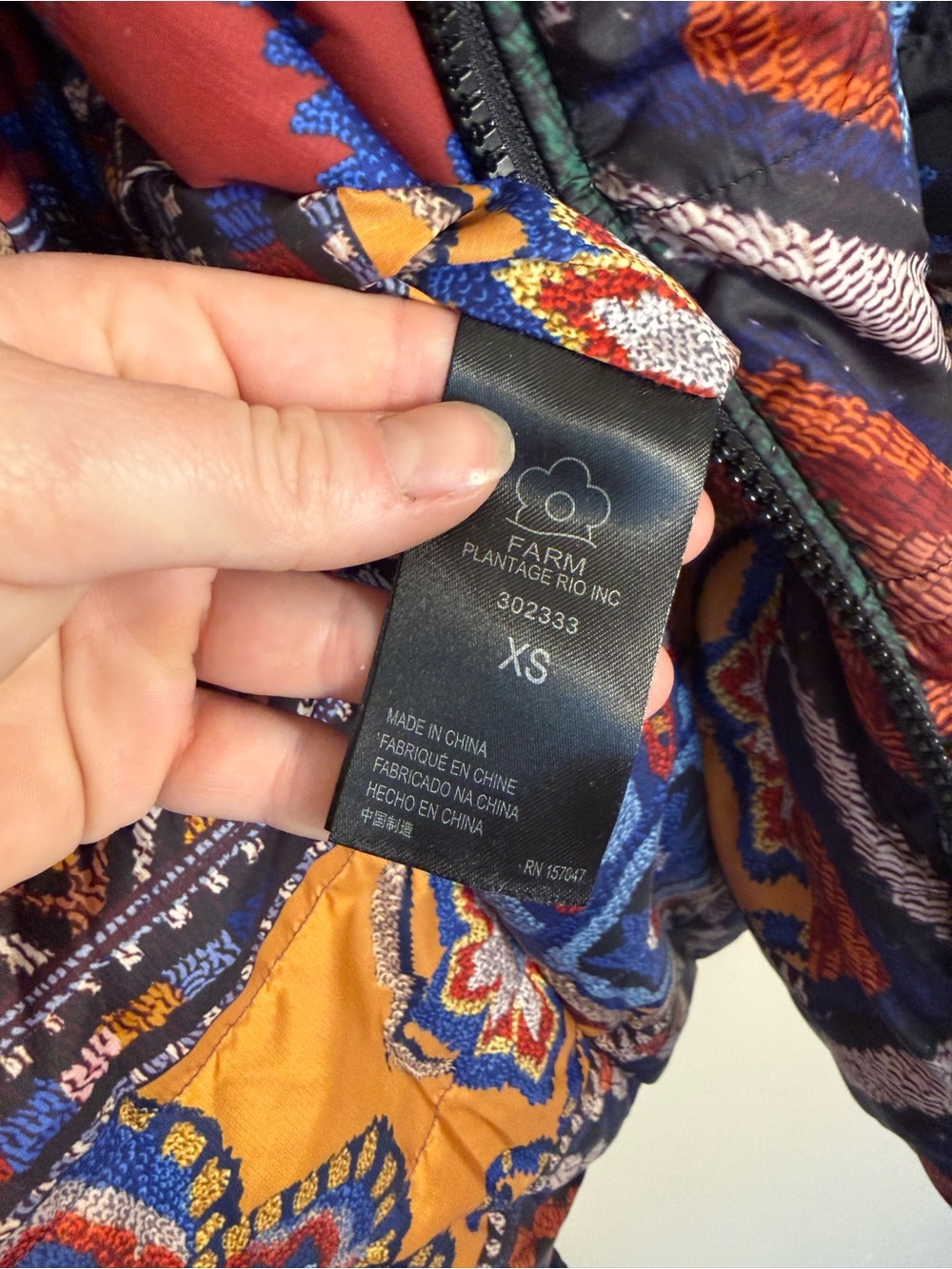 Farm Rio Black Sunset Tapestry Reversible Puffer Kimono Jacket Size XS - Picture 4 of 8